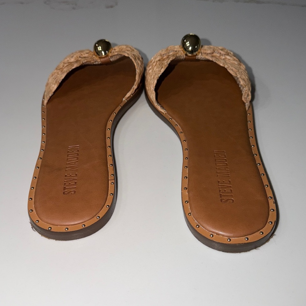 Steve Madden Dipsy Natural Raffia Beige Woven Sandals with Gold Accents | 9.5 - Picture 4 of 6
